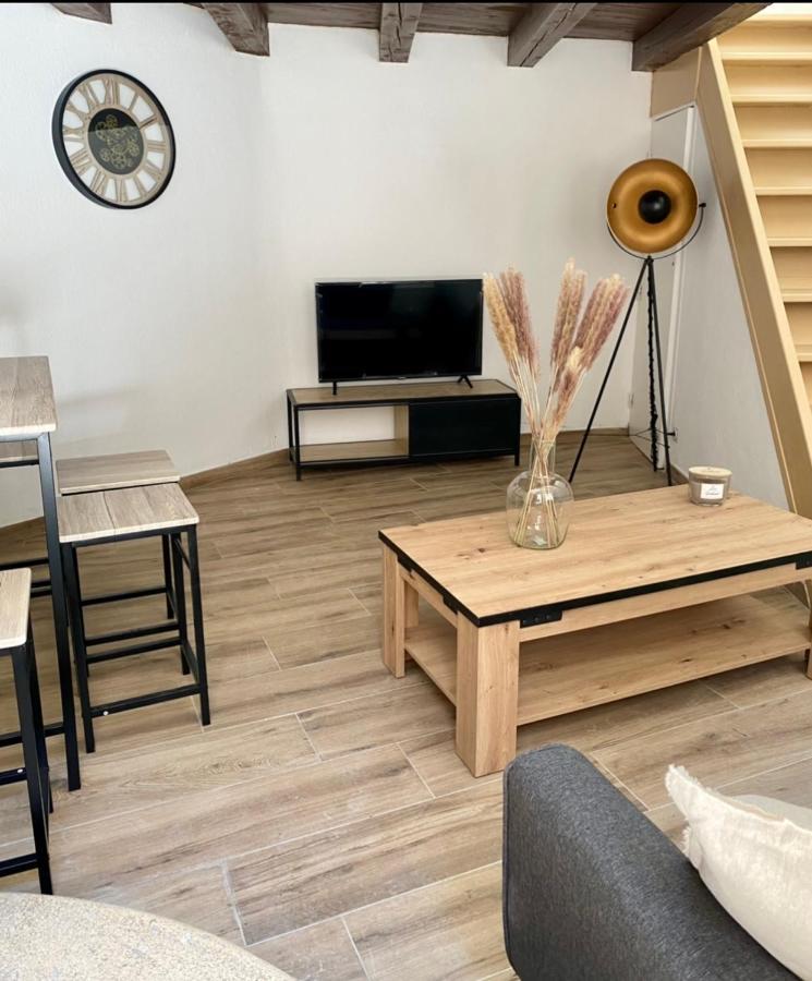 Apartamento Delice De Nimes Exterior foto
